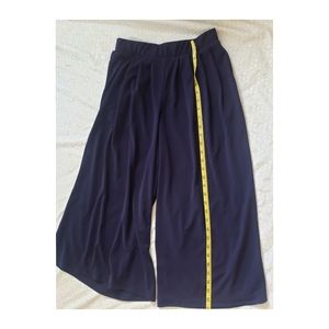 Uniqlo crop wide leg pants, navy, size S